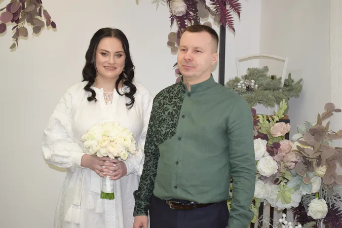 На День усіх закоханих на Волині взяли шлюб 50 пар (фото)