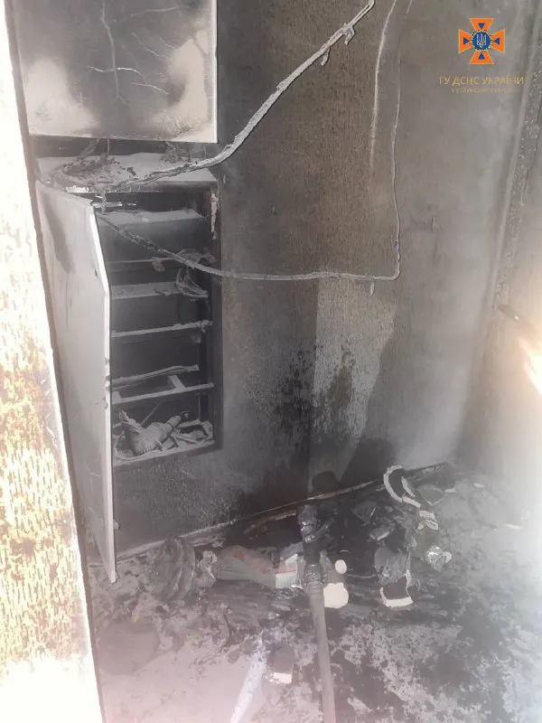 У селі під Луцьком внаслідок пожежі постраждали молодий чоловік і пенсіонерка (фото, відео)