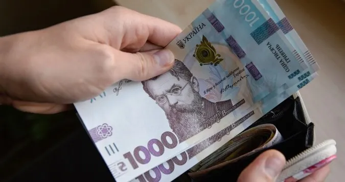 Кому на Волині платили найбільші зарплати у серпні