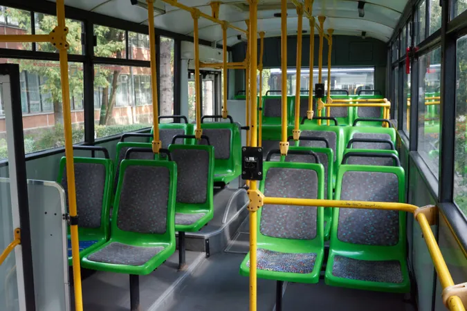 Польське місто подарувало Луцьку п'ять автобусів (фото)