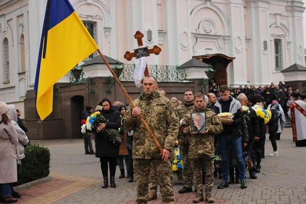 У Луцьку попрощалися з молодим воїном Іваном Газюком: він загинув за нас (фото, відео)
