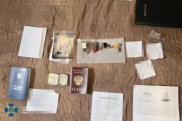 На Волині затримали колаборантку, яка обікрала окупований «Донецьккокс» та втекла в Україну (фото)