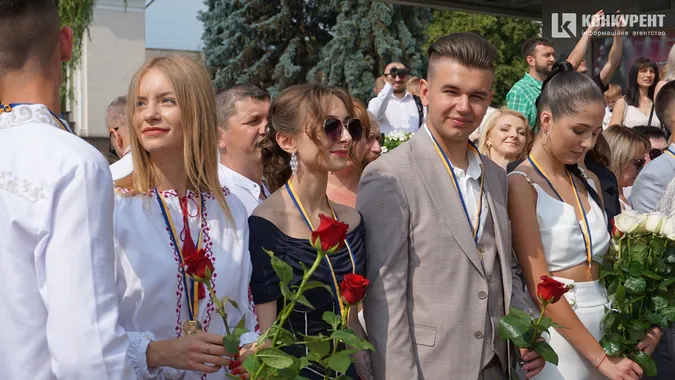 У Луцьку нагородили медалістів: як все було (дуже багато фото)