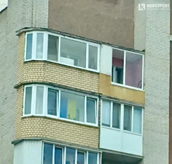 Синьо-жовті балкони Луцька: День Незалежності на фото під іншим кутом
