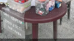 Сурогат під чебуреки: у Луцьку на авторинку прикрили «бар» просто неба (фото)