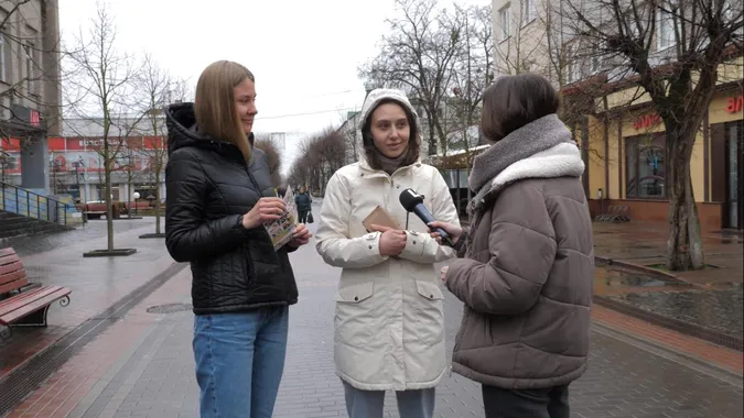 Розміщення ядерної зброї в Білорусі:чи бояться і що думають про це лучани (відео)