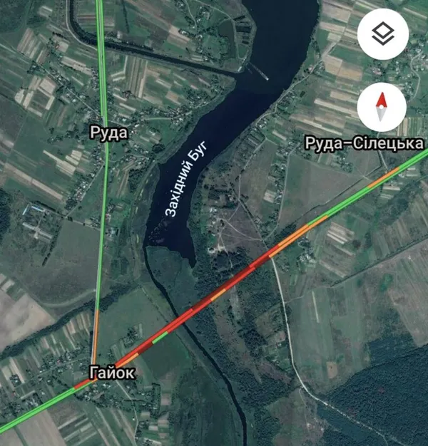 На трасі «Луцьк-Львів» обвалився міст: дорогу перекрили (фото)