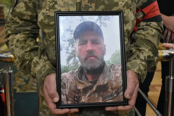 У Луцьку попрощалися із загиблими на Донеччині Олександром Чируком та Іваном Литвіном