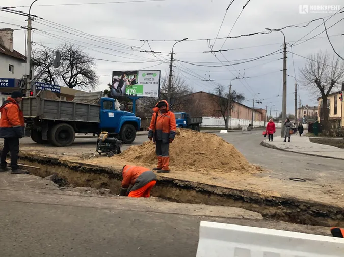 У Луцьку вулицю Авторемонтну закрили на ремонт (фото)