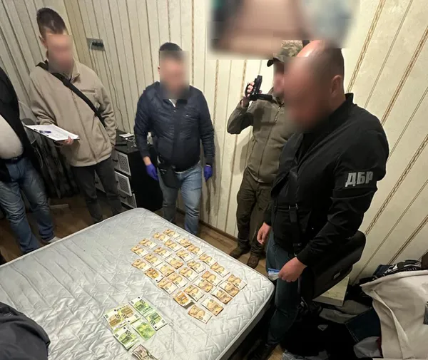 Правоохоронець намагався провезти через «Ягодин» трьох ухилянтів (фото)