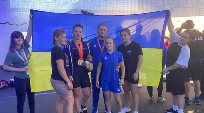 Юні волинські важкоатлетки вибороли «золото» та «бронзу» Чемпіонату Європи в Польщі