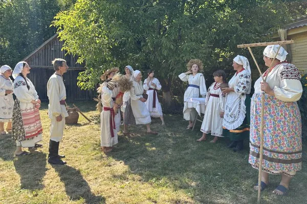 «Ягоденські свояки» під час репетиції