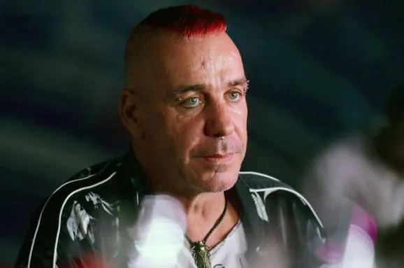 Коронавірус у соліста Rammstein не підтвердився
