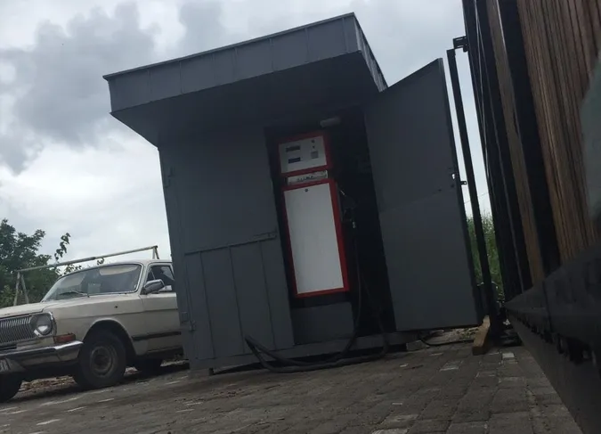 На Волині «накрили» підпільну автозаправку 