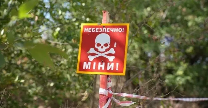 На Волині трактор підірвався на міні: чоловік загинув, ще один – у лікарні