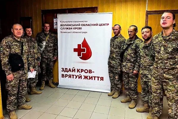 Волинські гвардійці здали кров, щоб рятувати життя (фото)