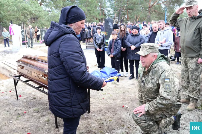 Пройшов полон і пекло АТО: на Волині попрощалися з воїном Олександром Домальчуком (фото)