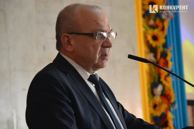 Гунчик не дозволив львівській фірмі вчепити рекламу на трасі «Луцьк-Львів»