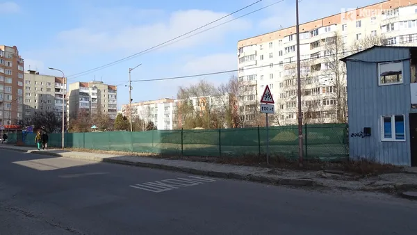 Територію обнесли парканом. Лютий 2025 року