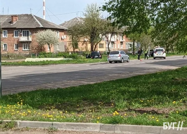 Авто злетіло у кювет: у Володимирі Skoda протаранила Volkswagen (фото)