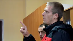 Лучани "штурмували" управління транспорту через проблеми з маршрутками (фото)