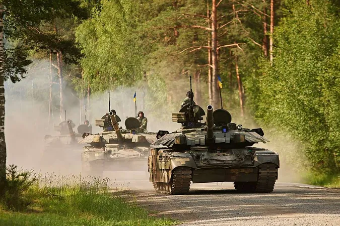 «Мерзотне політиканство», – бійці 14 ОМБР про банер в Луцьку