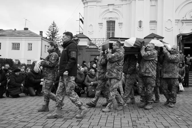 У Луцьку провели в останню путь Героя Сергія Гаврука