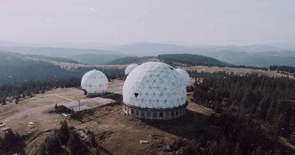 Карпатські «гриби», які видно з космосу: що приховує секретна станція «Памір» (фото)