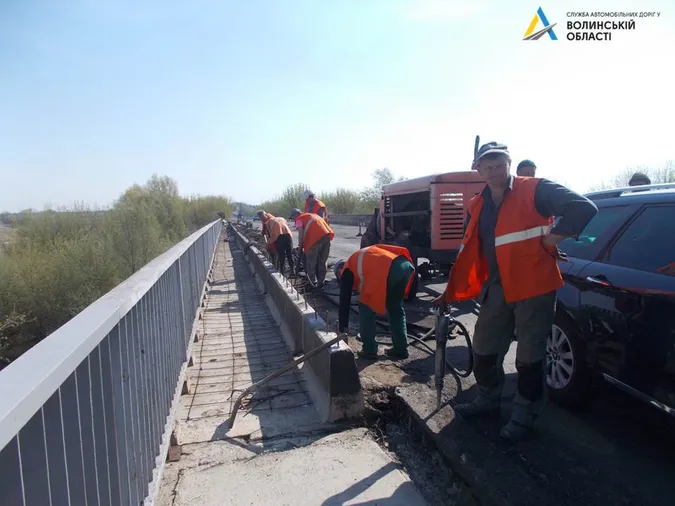 У Княгининку ремонтують міст через Стир (фото)