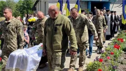 У Нововолинській громаді попрощалися з двома полеглими Героями (фото, відео)