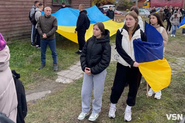 На Волині попрощались із загиблим Героєм Костянтином Карабаджаком (фото)