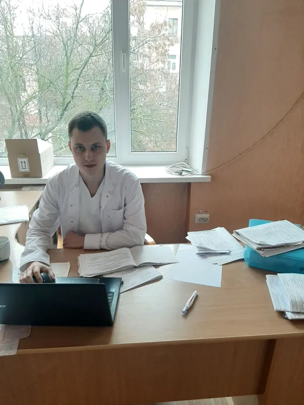 Поїхали за 2 години до прильоту КАБу: волинські лікарі мало не потрапили під обстріл в Херсоні
