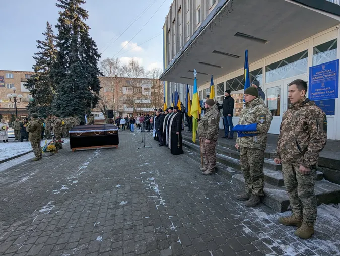 На Ковельщині попрощалися із загиблим воїном Миколою Боршуляком (фото)