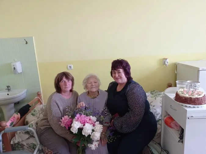 Майже століття за плечима: волинянка відзначила 95-річний ювілей (фото)