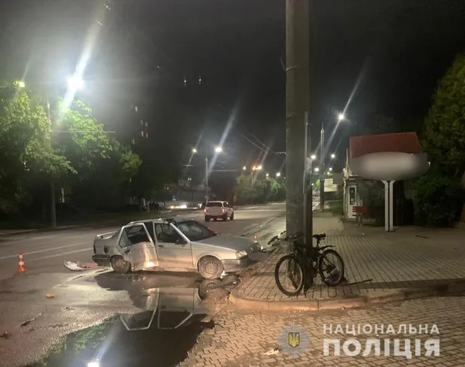В автотрощі на Відродження у Луцьку травмувалися четверо людей (фото, відео)
