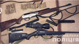 Волинські поліцейські затримали в Яготині «збройового барона» (фото, відео)