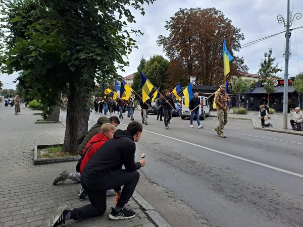 На Волині попрощалися із 30-річним морпіхом Михайлом Дудинцем (фото)