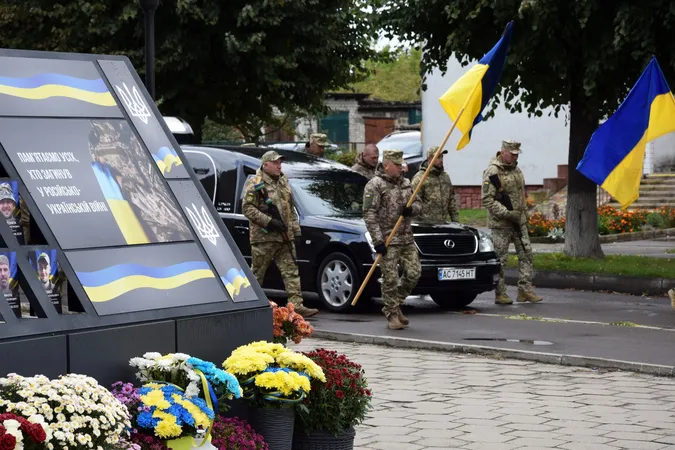 У Любешеві в останню дорогу провели прикордонника Володимира Губарика, який загинув влітку на Харківщині