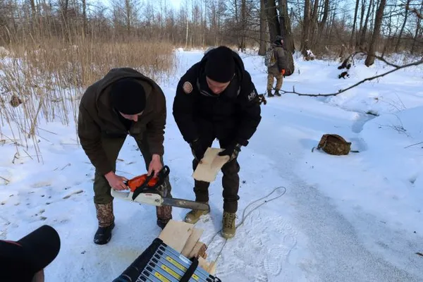 У нацпарку на Волині ремонтують житло для рідкісного птаха (фото)