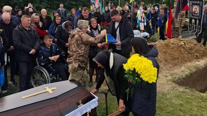 На Волині в останню дорогу провели Героя Олександра Пінчука (фото)