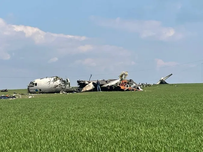 З'явилося відео з місця сьогоднішньої авіатрощі в Запорізькій області (відео)