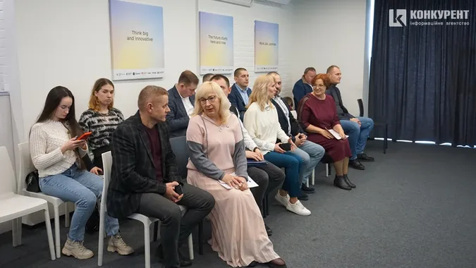 Ініціативи єднають: у Луцьку розповіли про успішні проекти (фото)