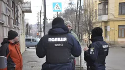У Луцьку чоловік підозріло ходив, тому у нього знайшли наркотики (фото)