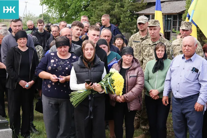 Понад два роки вважався зниклим безвісти: на Волині попрощались з Героєм Сергієм Ковальчуком (фото)