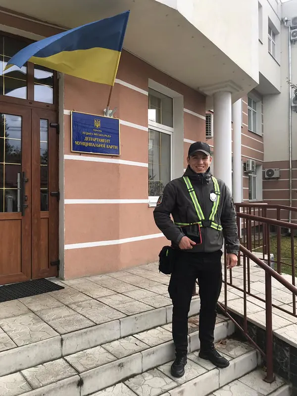 Луцькі інспектори почали активне «полювання» на «паркохамів» у дворах (фото)