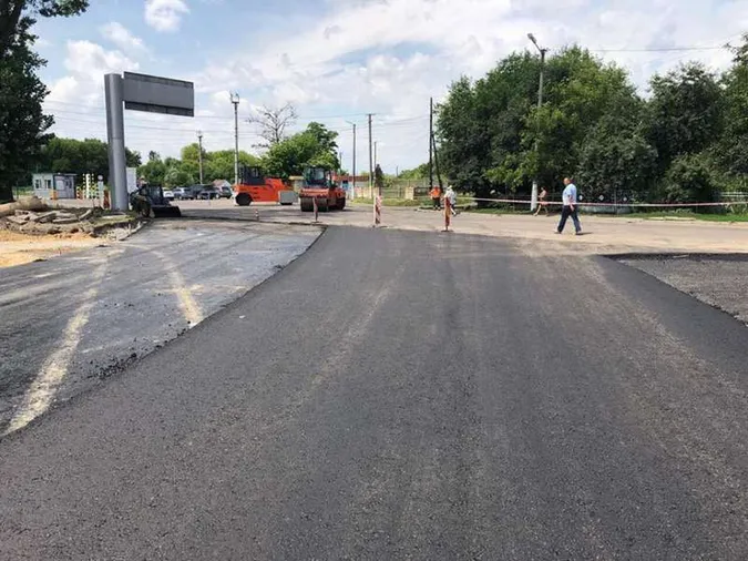 За погану роботу платити не будуть: на Волині будують об’їзну до кордону