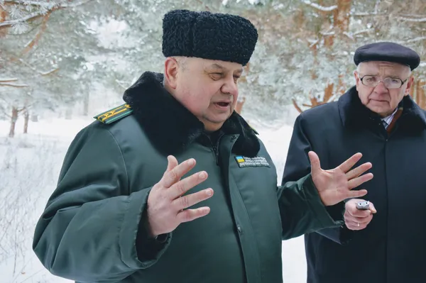 Головний спеціаліст відділу лісового господарства Володимир Неводнічик каже, що плантації дають насіння з підвищеними генетичними властивостями