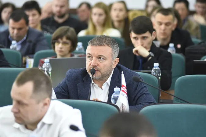 Покровський хоче постійного діалогу влади та бізнесу у Луцьку