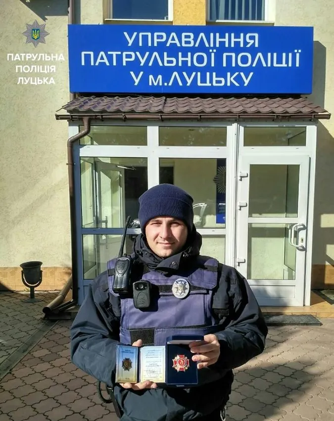 Луцького патрульного нагородили медаллю 51-ї бригади