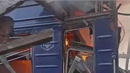 На Сумщині росія влучила по потягу на вокзалі, є поранені (відео)
